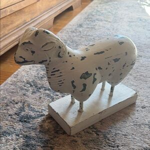 Vtg Primitive Rustic White and Black Sheep Sculpture